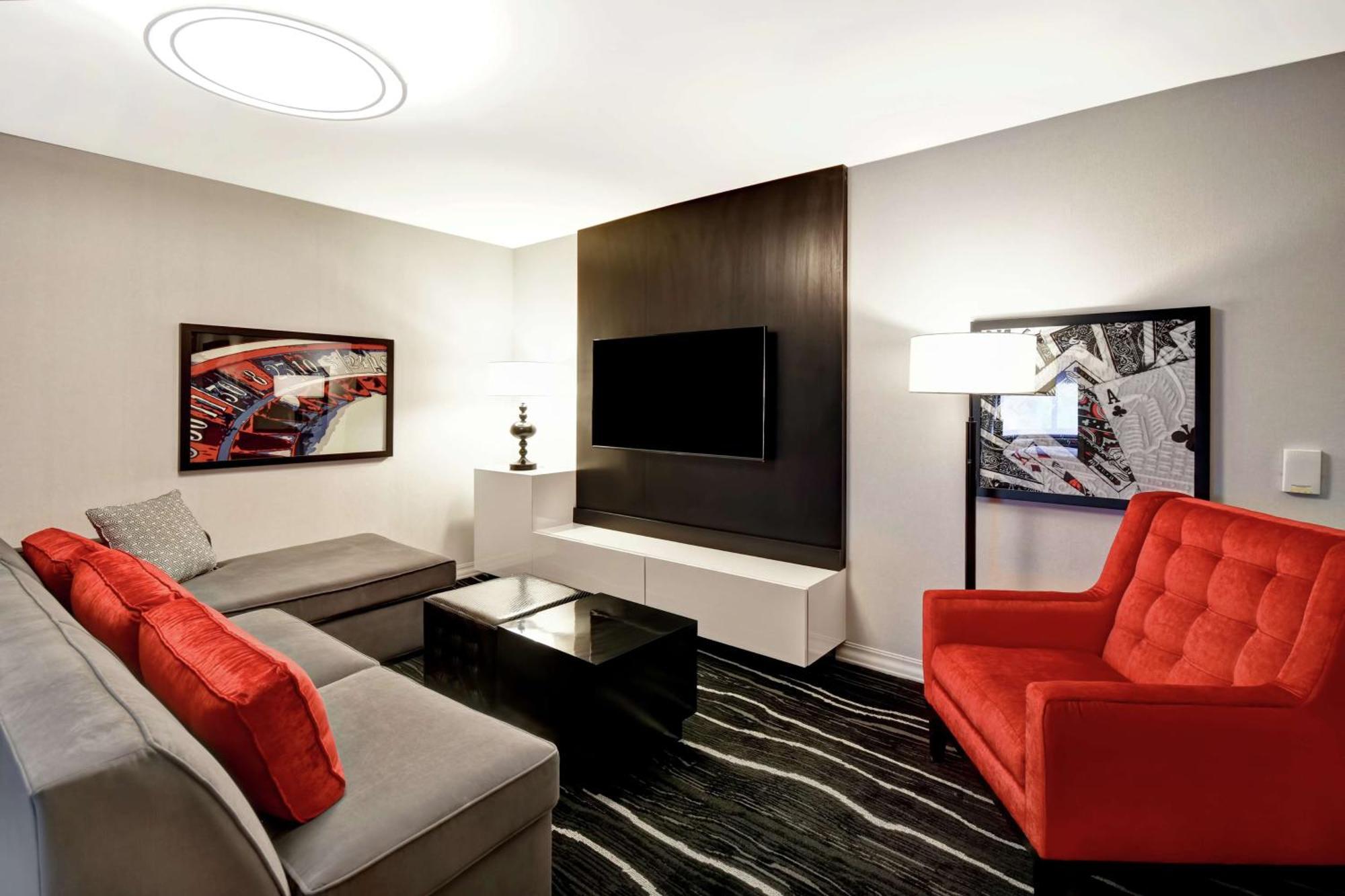 Doubletree By Hilton Deadwood At Cadillac Jack'S Exterior foto