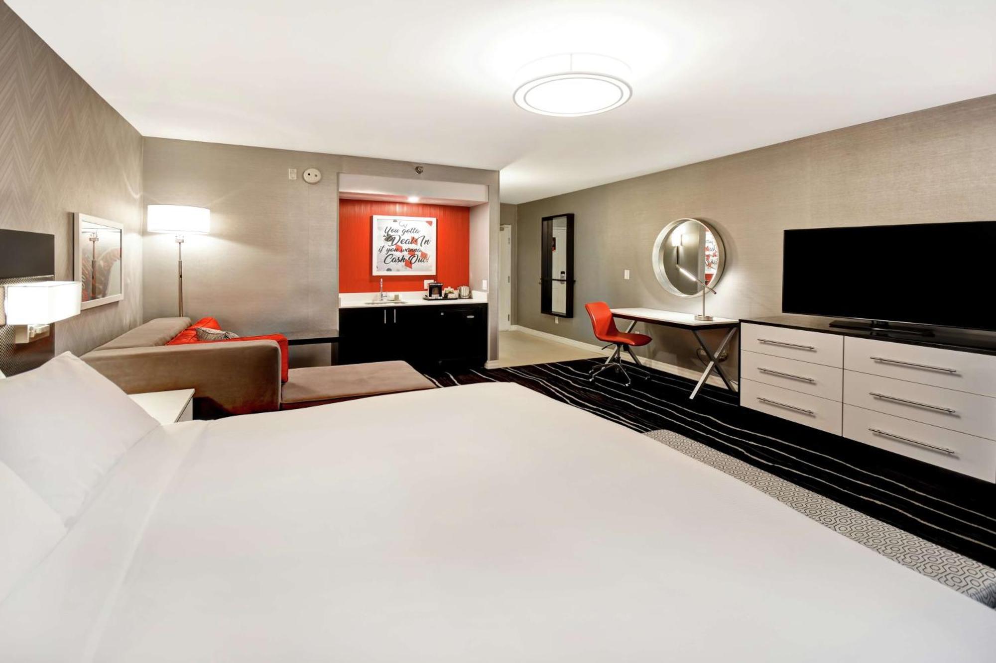 Doubletree By Hilton Deadwood At Cadillac Jack'S Exterior foto